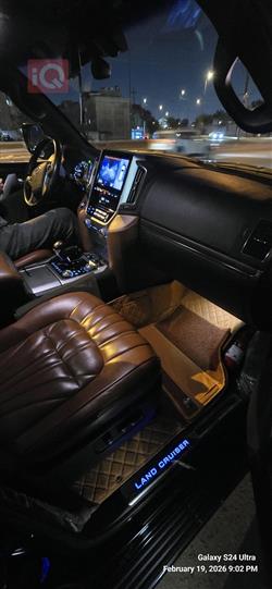 تويوتا لاندكروزر